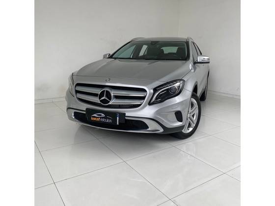 MERCEDES-BENZ GLA 200 1.6 CGI ADVANCE 16V TURBO FLEX 4P AUTOMÁTICO